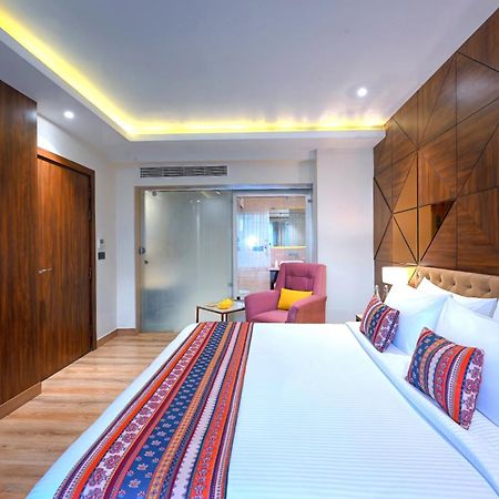 Hotel Golden Tulip Agra Agra  Exteriér fotografie