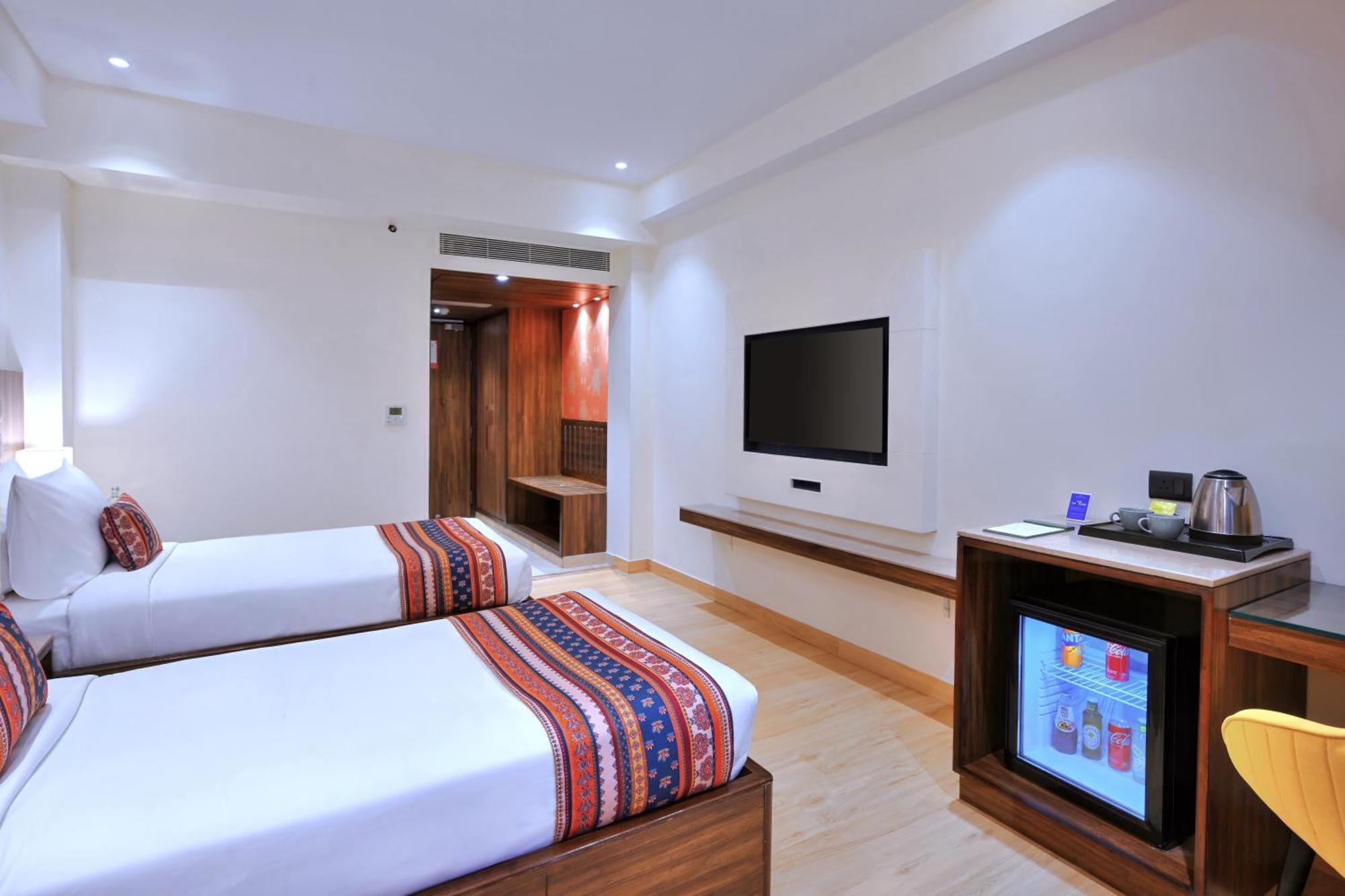 Hotel Golden Tulip Agra Agra  Exteriér fotografie