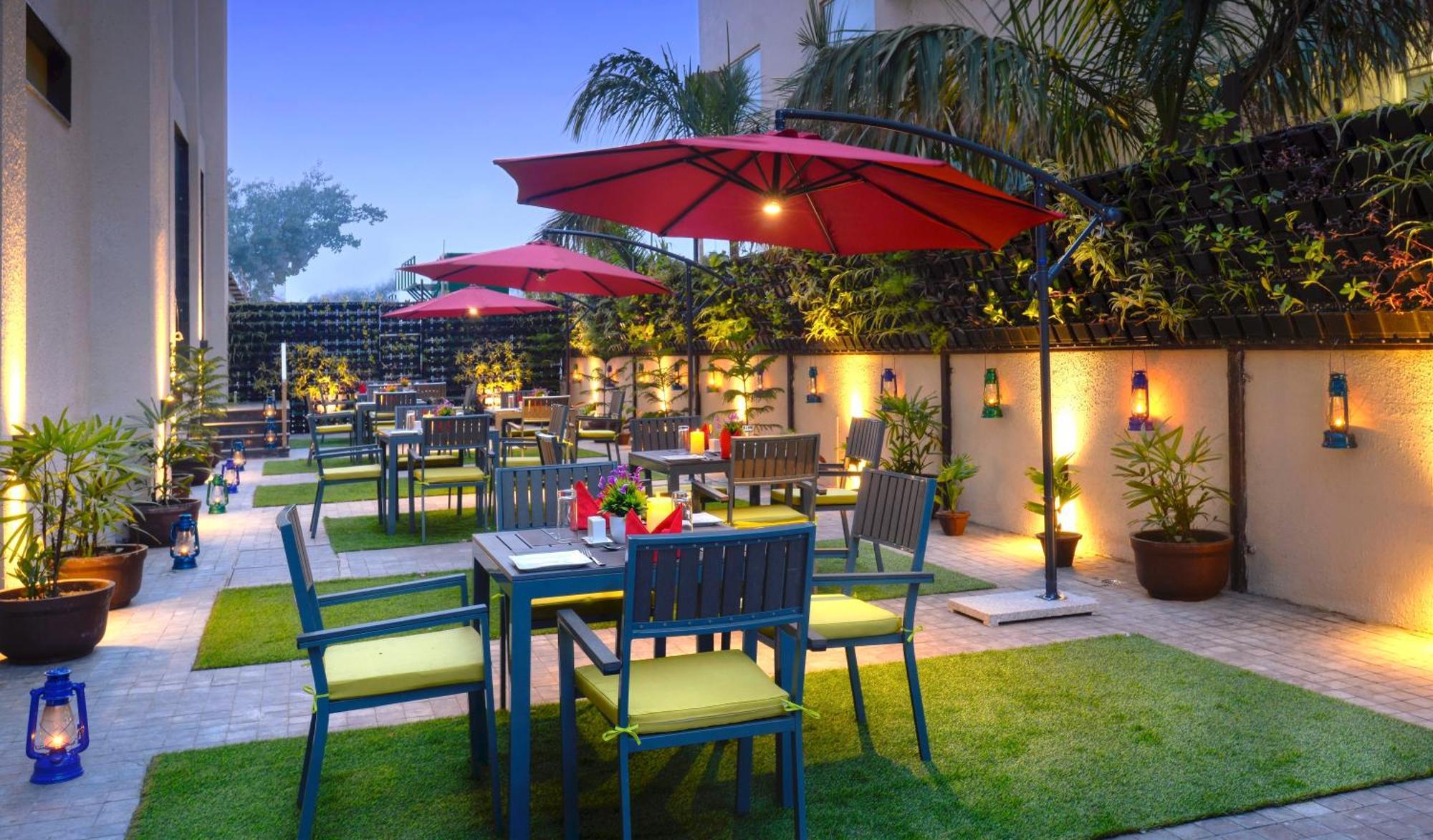 Hotel Golden Tulip Agra Agra  Exteriér fotografie